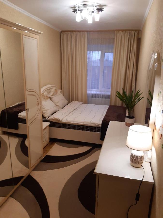 Двокімнатна Apartment Shepetovka Exterior photo